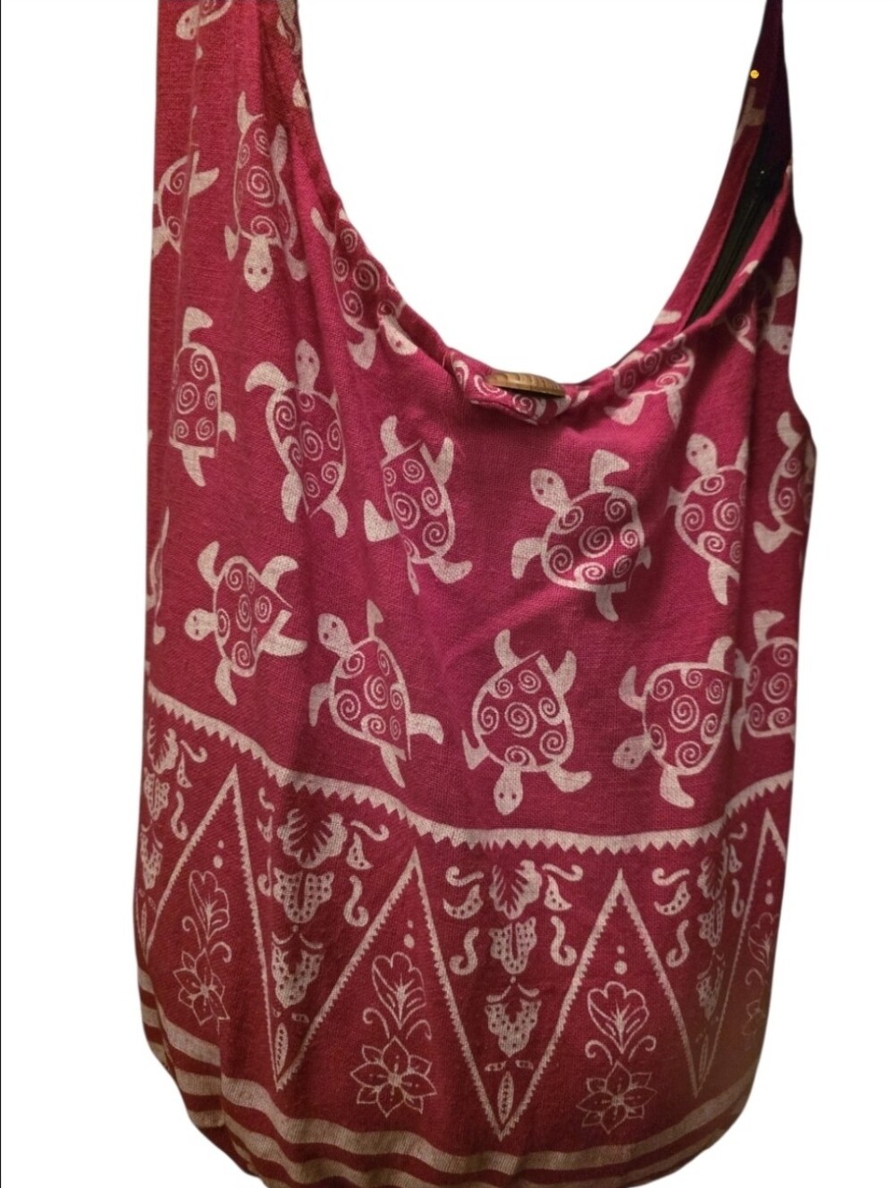Turtle Print Crossbody Tote in Fuchsia Pink And White EUC